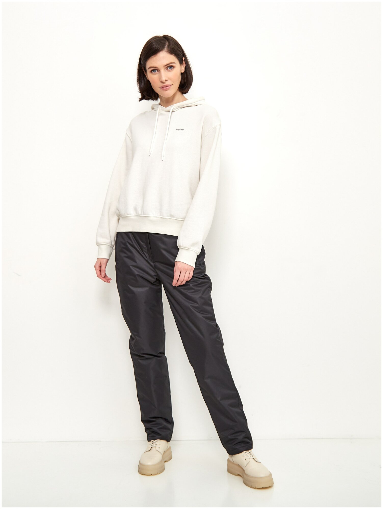 Зимние женские штаны брюки утепленные для прогулок на синтепоне KATRAN Winter мембранная ткань, Черный, Размер: 56-58