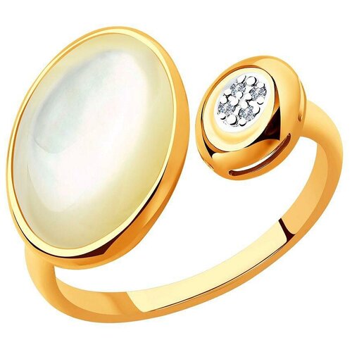Кольцо SOKOLOV Diamonds из золота с бриллиантами и дуплетом из натурального кварца и перламутра 1011886-5, размер 17.5