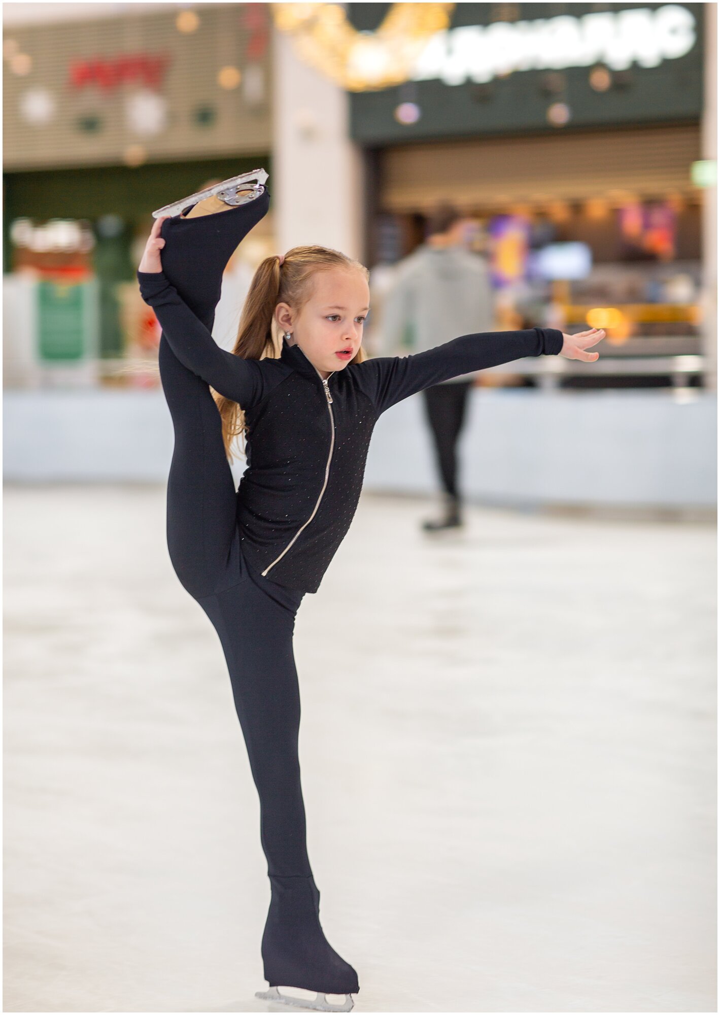Характеристики модели Костюм для фигурного катания для девочек LULU ice story — Спортивные костюмы — Яндекс Маркет