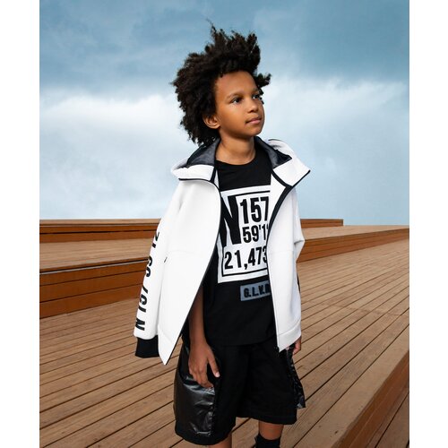 фото Футболка с коротким рукавом и крупным принтом черная gulliver, для мальчиков, размер 140, мод 12312bjc1225