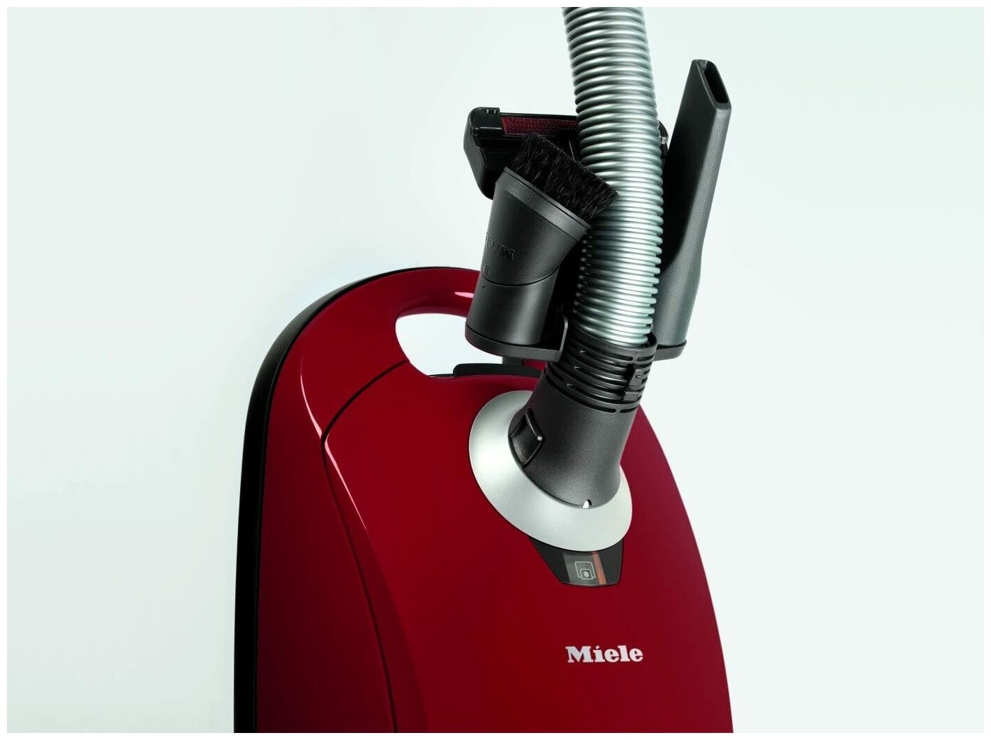 Пылесос Miele SBAF5 Classic C1 PowerLine, манговый красный - фотография № 5