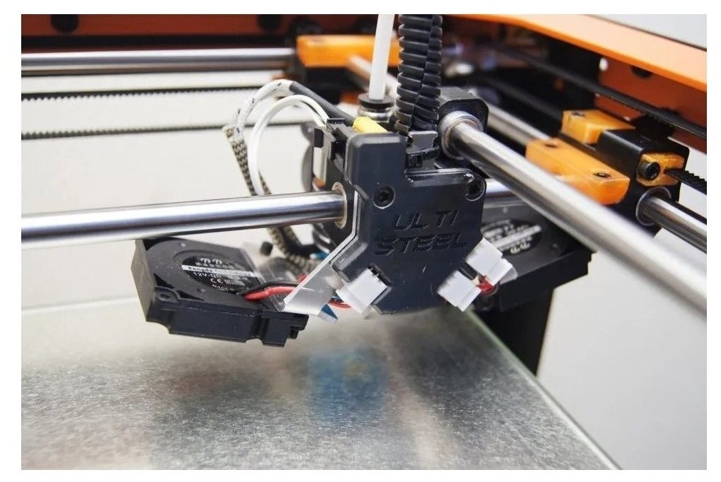3D принтер UlTi Steel v.2 (200 × 200 × 270мм)