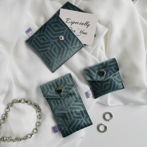 Чехлы для украшений и часов SHAPES. Набор органайзеров для аксессуаров. Велюровые паучи