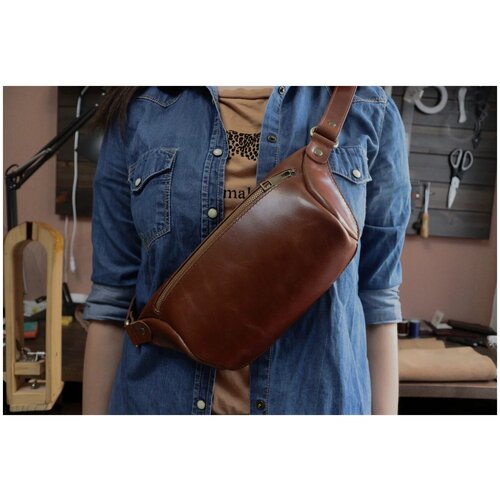 фото Сумка бананка ( цвет: коричневый ) konkovstudio