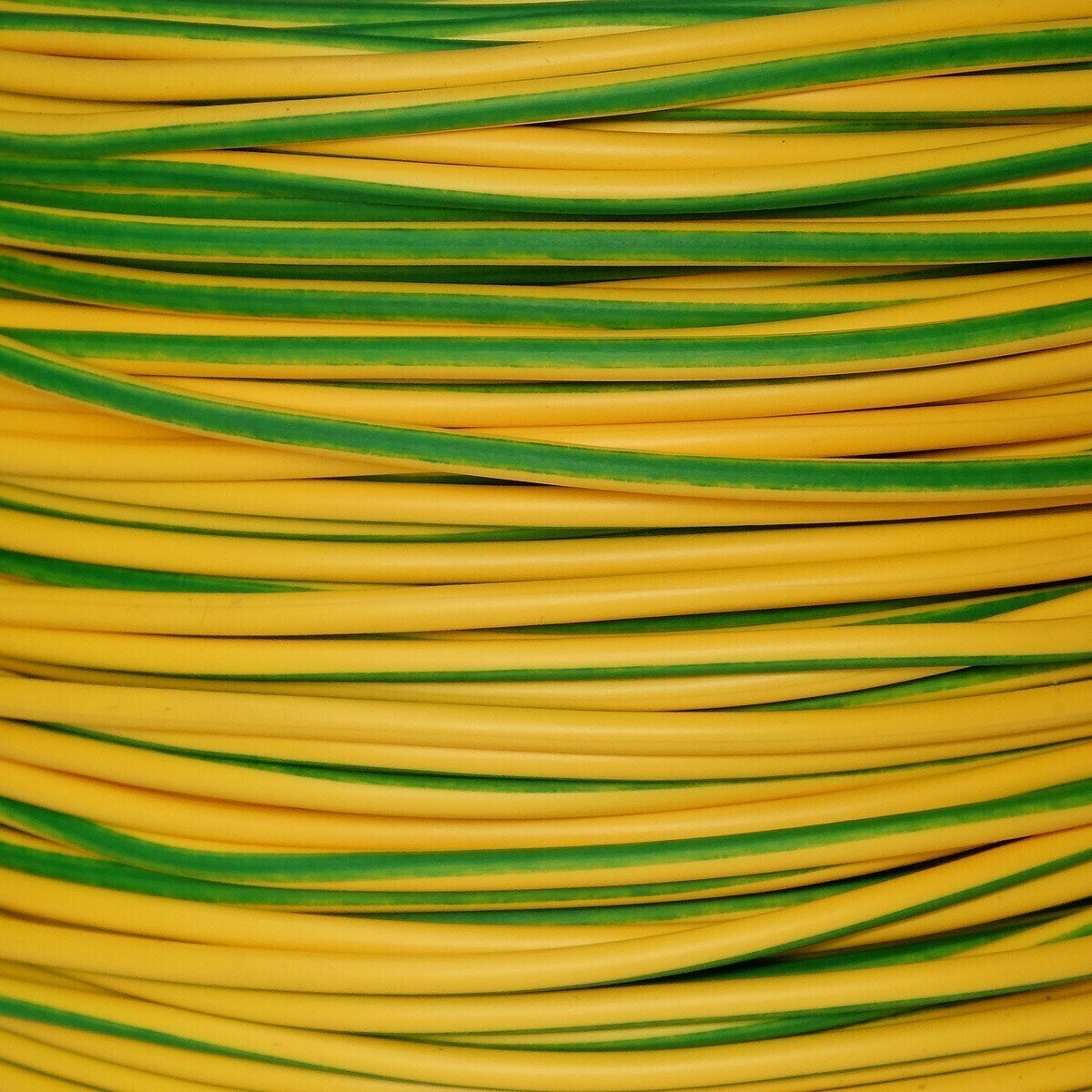 Кабель ПуГВ (ПВ-3) 1х1,0 ГОСТ (100м), желто-зеленый брэкс - фотография № 2