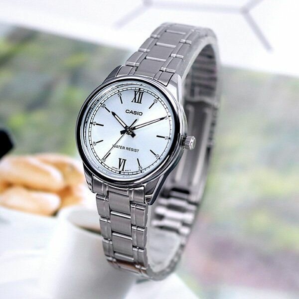 Наручные часы CASIO Collection, серебристый — фото 1
