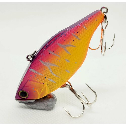 Воблер для ловли в придонном слое Trigon 70 Grows Culture, длина 7 см вес 31 гр цвет 30