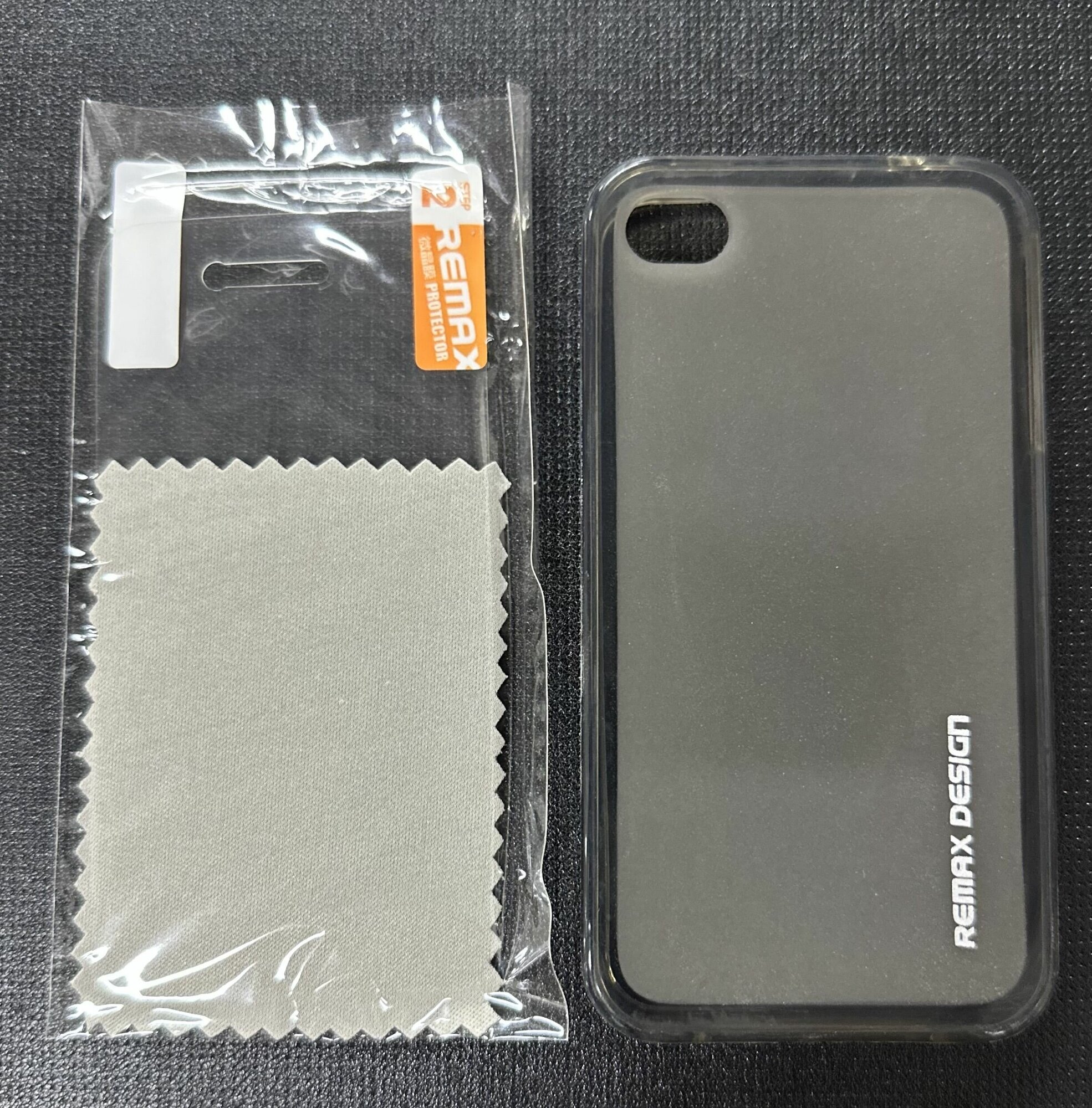 Чехол накладка силиконовая для iPhone 4S/iPhone 4G/iPhone 4, черный-матовый,+защитная пленка на экран в подарок