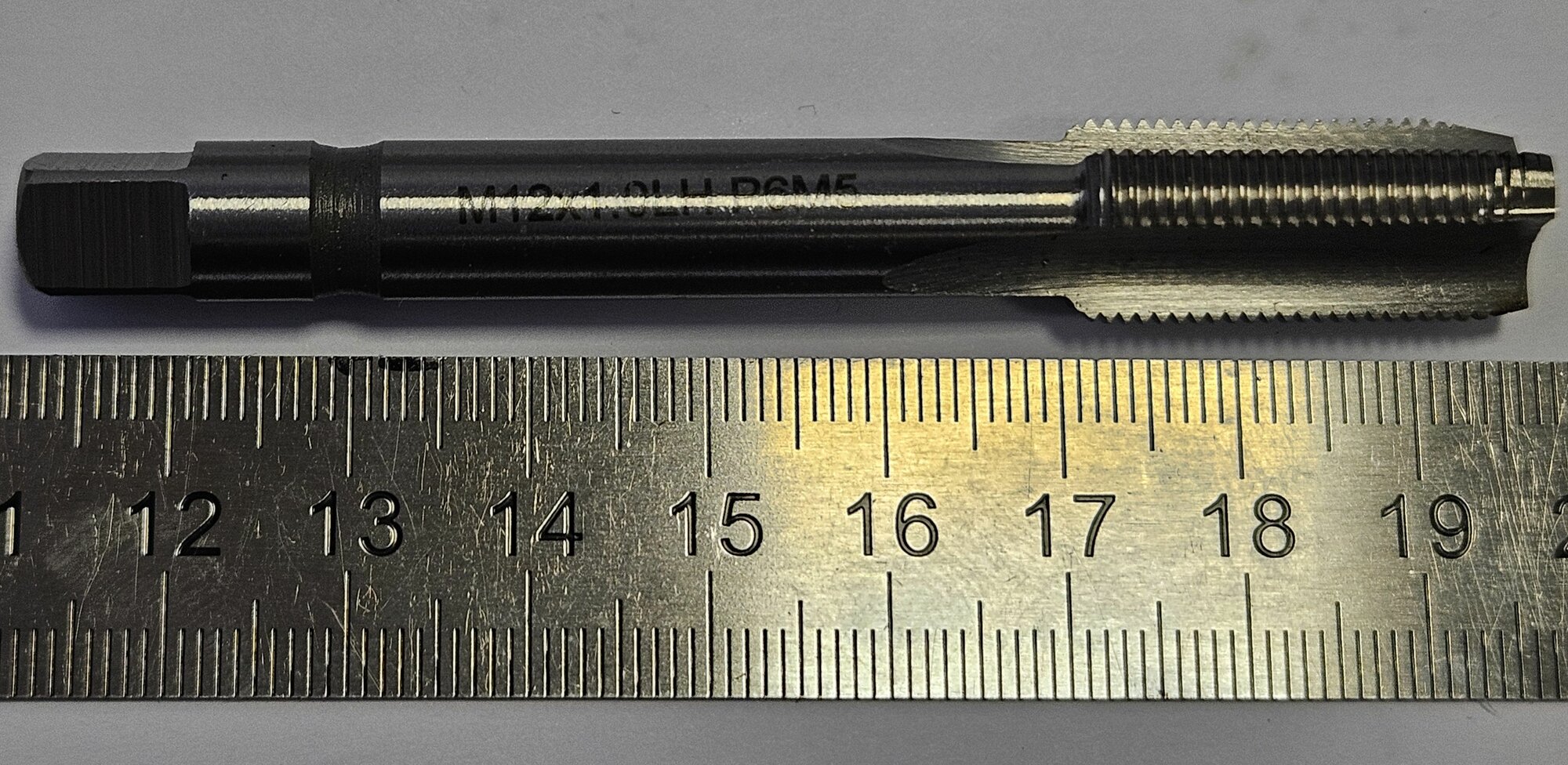 Метчик м/р М12х1 левый — фото 1