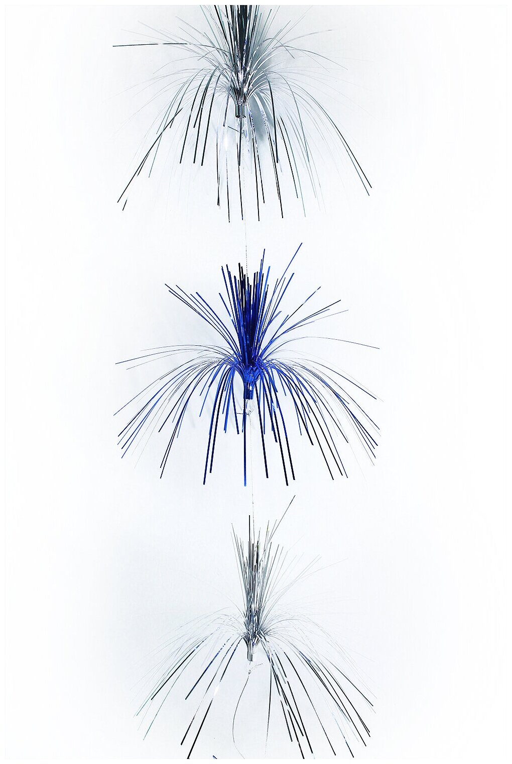 Гирлянда-каскад вертикальная Фейерверк серебро-синяя