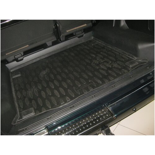 Коврик Aileron в багажник автомобиля полиуретан UAZ Patriot (2005-14)