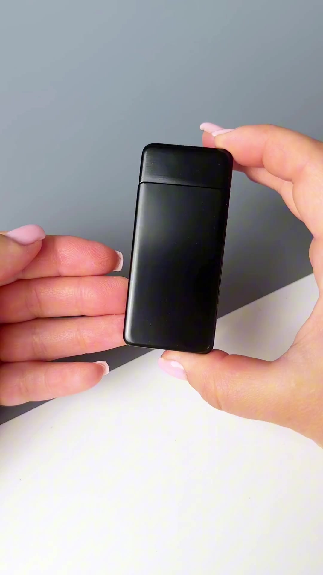 Электронная зажигалка USB с лазерной гравировкой "Брат", подарочная, черный матовый цвет. — фото 1