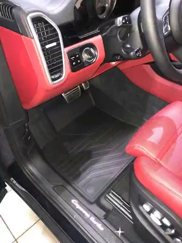 Коврик резиновый в салон 3D LUX для Porsche Cayenne (2017-) Водительский/Порш Кайен SRTK/сртк — фото 1