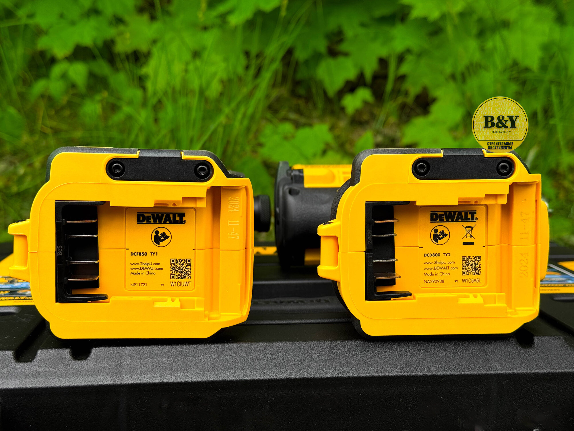 Набор электроинструмента DeWALT DCK2051E2T(DCD800+DCF850) в кейсе — фото 1