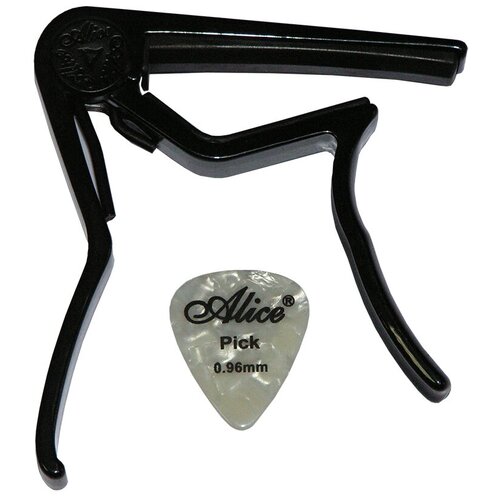 Каподастр для акустической гитары Alice 007BK-A, цвет чёрный с медиатором в комплекте. набор 5 в 1 защитная накладка для корпуса гитары alice акустическая или классическая черный цвет 3 медиатора видеокурс