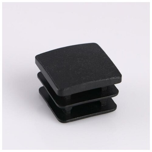 Заглушка внутренняя 30х30 мм, универсальная, черная(50 шт.)