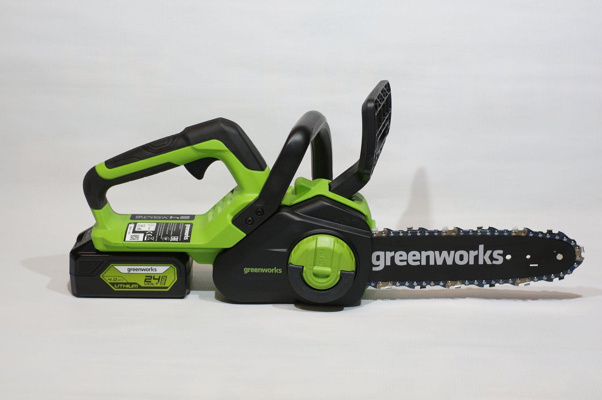 Цепная пила аккумуляторная Greenworks Арт. 2007007, 24V, 30см, бесщеточная, без АКБ и ЗУ - фотография № 7