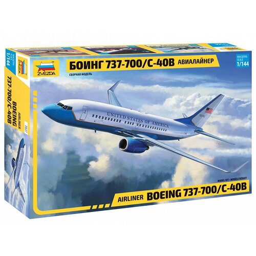 Сборная модель ZVEZDA Пассажирский авиалайнер Боинг 737-700 С-40B (7027) 1:144