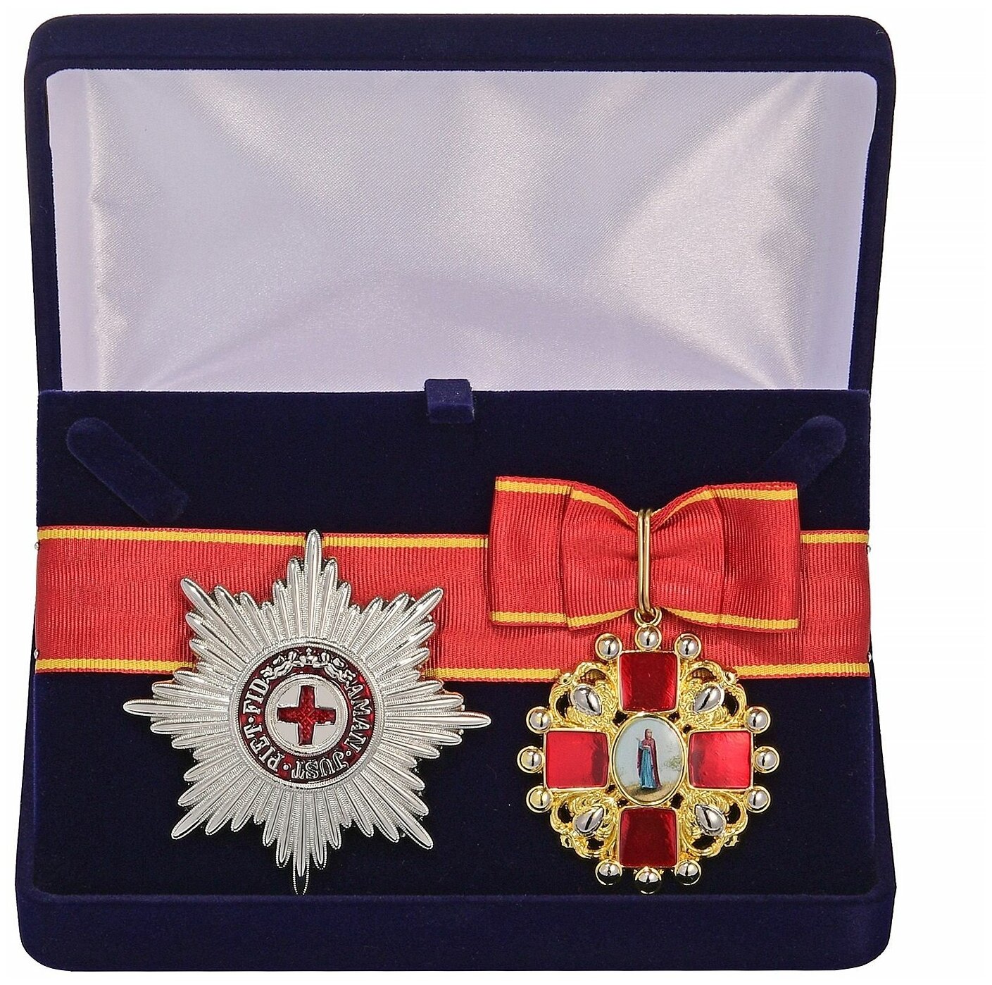 Знак и звезда ордена Святой Анны в подарочном футляре, сувенирные муляжи Царской России