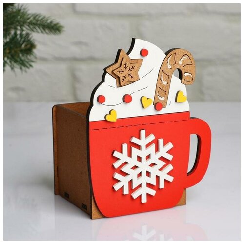 фото Дарим красиво кашпо деревянное, 12×9×15 см "новогоднее. кружка горячая", подарочная упаковка