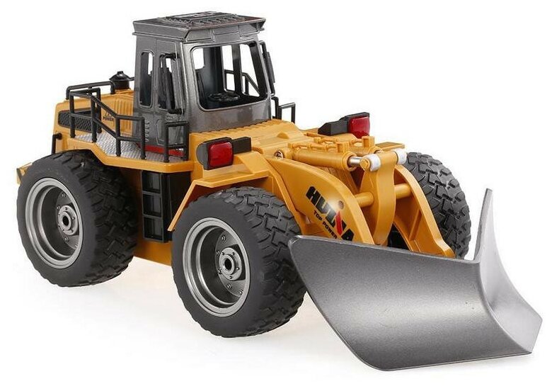 Радиоуправляемый снегоуборщик HUI NA TOYS 2.4G 6CH 1/18 RTR