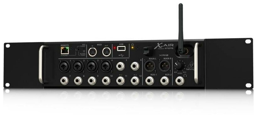 Behringer XR12