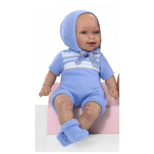 Кукла Vestida de Azul Mico in Blue Hooded Overall (Вестида де Азул Мико в голубом комбинезоне с капюшоном) кукла vestida de azul mico in blue hooded overall вестида де азул мико в голубом комбинезоне с капюшоном