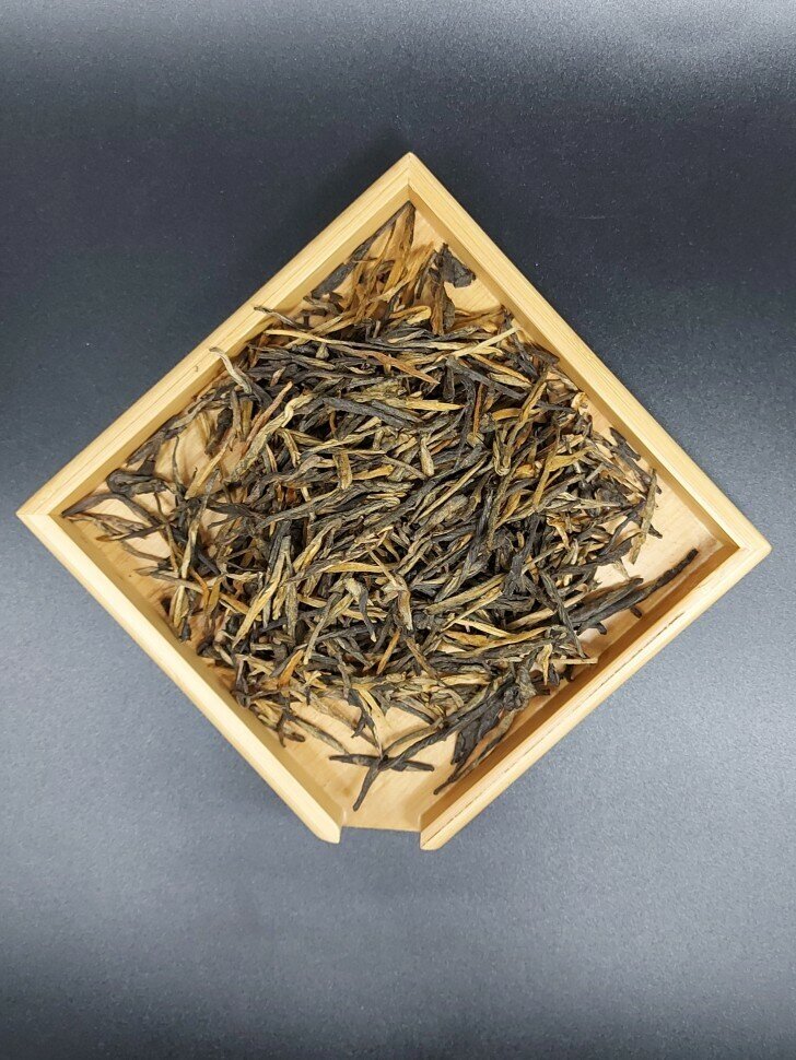 Чай красный Дянь хун сун чжень (А13)