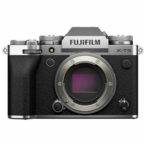 Fujifilm X-T5 Body Silver //