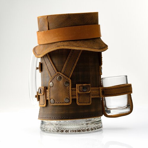 Подарочная сувенирная пивная кружка со стопкой 