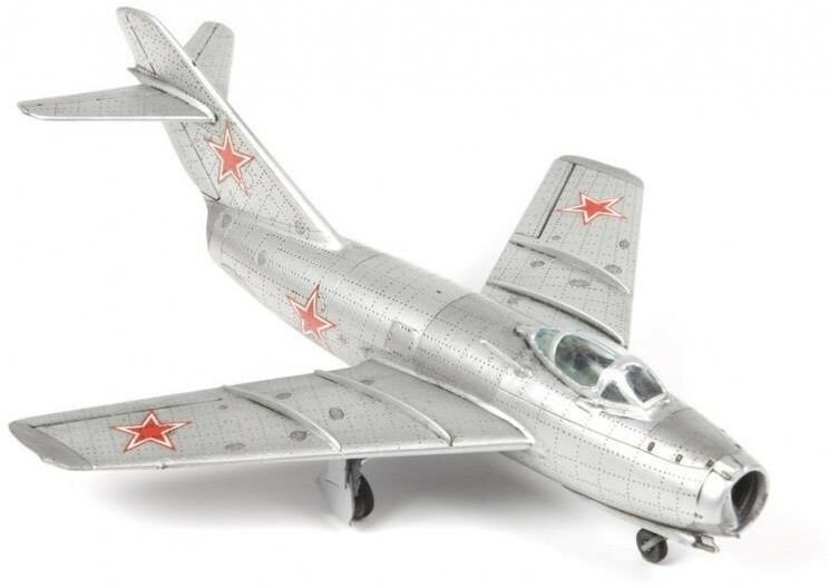 Сборная модель ZVEZDA Советский истребитель МиГ-15, 1/72