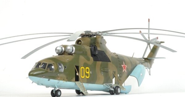 Сборная модель ZVEZDA Российский тяжелый вертолет Ми-26 (7270) 1:72