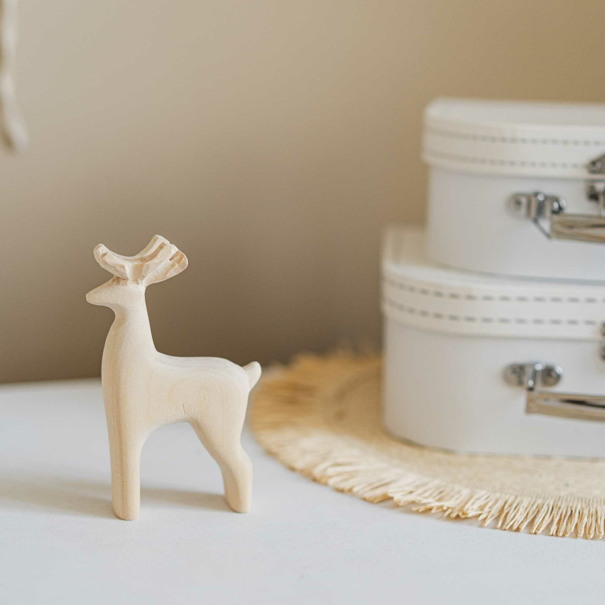 Деревянная фигурка "Олень", благое дело, 13 см, липа — фото 1