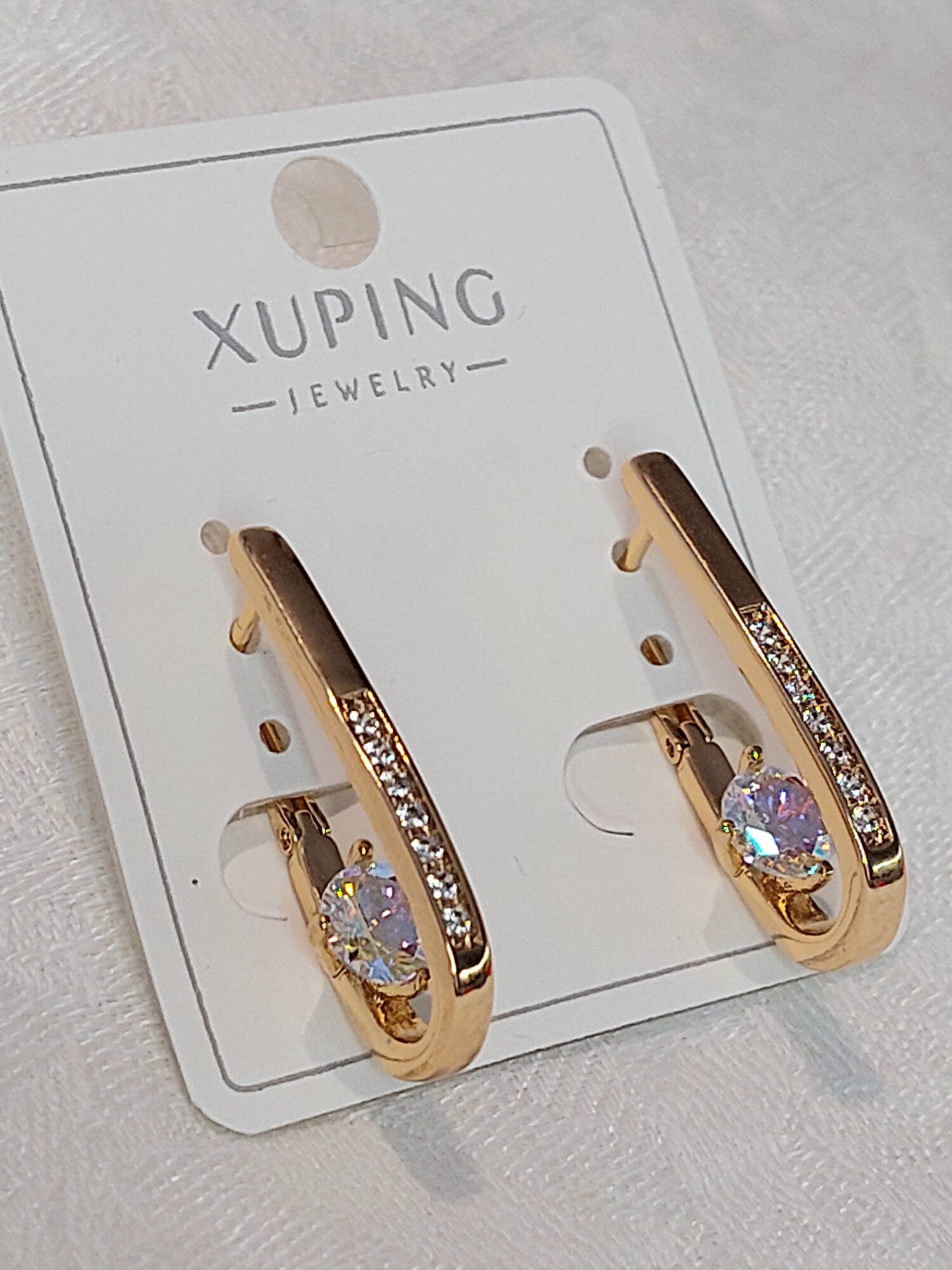 Серьги с подвесками XUPING JEWELRY, фианит, размер 25 мм, светло-желтый — фото 1