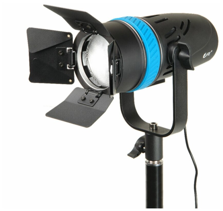 Осветитель Falcon Eyes SpotLight 70LED BW светодиодный