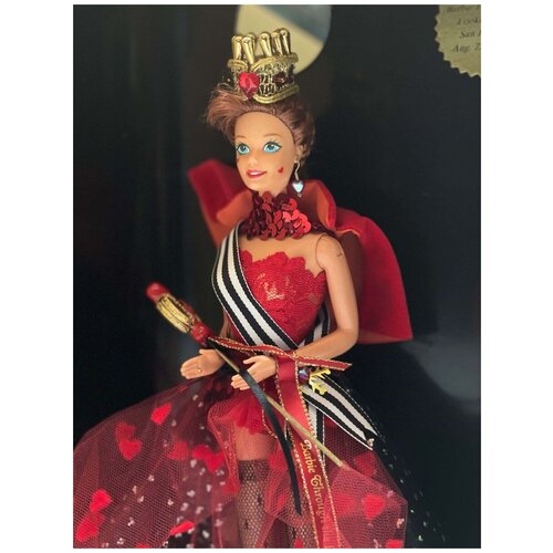 Кукла Barbie as the Queen of Hearts goes wild (Барби Королева Червей сходит с ума) с автографом дизайнера