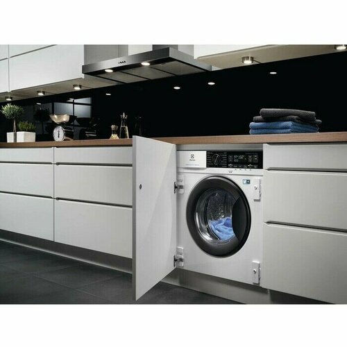 Встраиваемая стиральная машина с сушкой Electrolux EW7W368SI