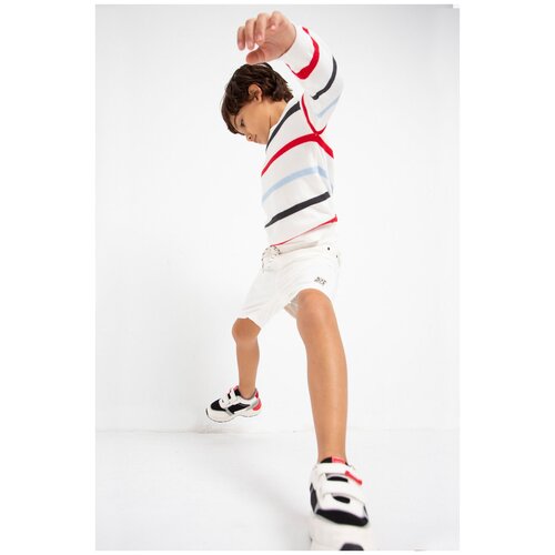 фото Шорты mayoral 3224/2023 белый 122