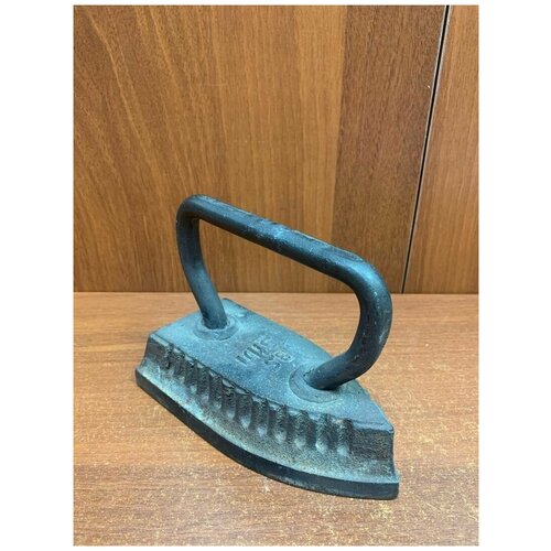 Чугунный Утюг Винтаж 330000₽