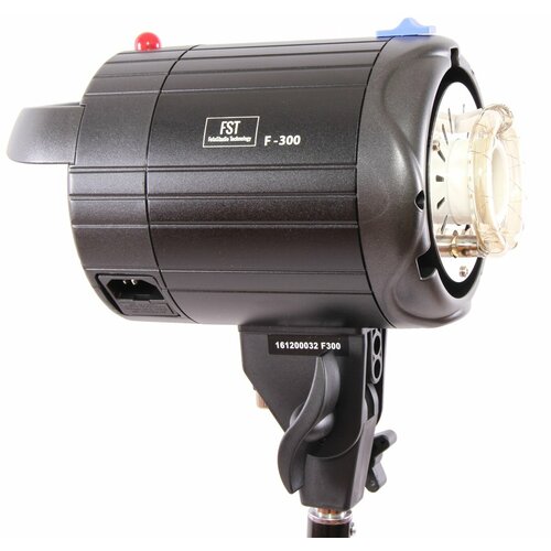 Вспышка студийная FST F-300 комплект студийного оборудования godox ms200v f с софтбоксами импульсный студийный свет для съемки фото фотостудии