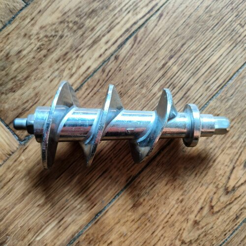 Шнек для мясорубки Leran MGC 770 DC