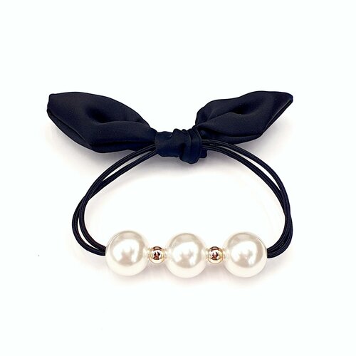 Резинка жемчужины с бантиком 291₽
