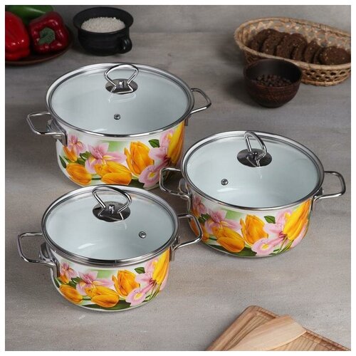 Набор кастрюль «Ирина», 3 предмета: 1,9 л, 2,5 л, 3,7 л, стеклянные крышки, индукция, цвет белый