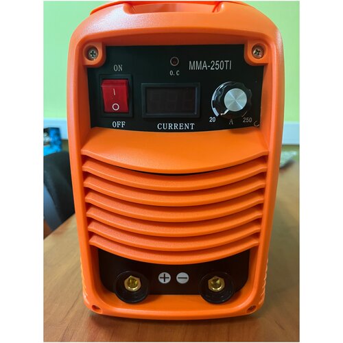 Инверторный трехплатный сварочный аппарат MMA-250TI 667500₽