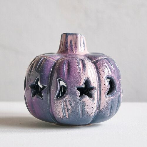 Тыква подсвечник "Pumpkin COSMO", керамика, высота 12 см. фиолетовый