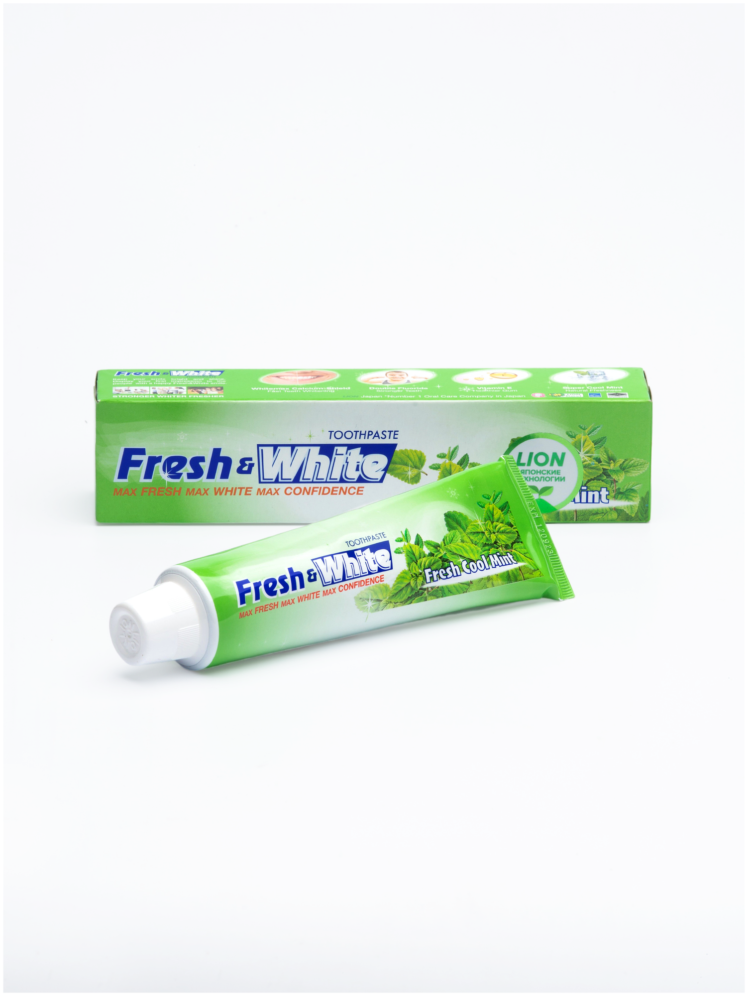 Lion Thailand Fresh & White Паста зубная для защиты от кариеса прохладная мята 160 г