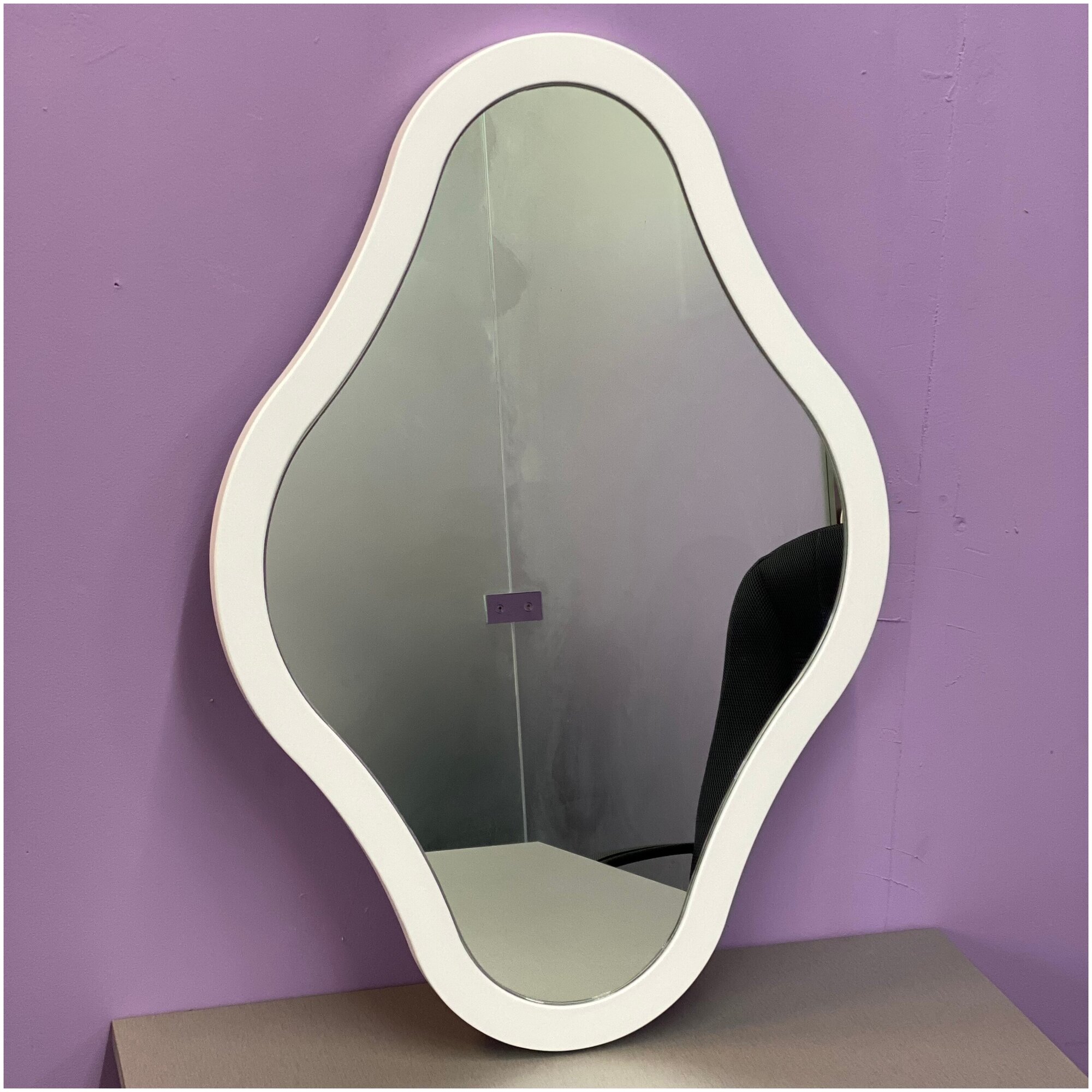 фото Зеркало настенное в раме Белая лилия, Briola 45х65 см