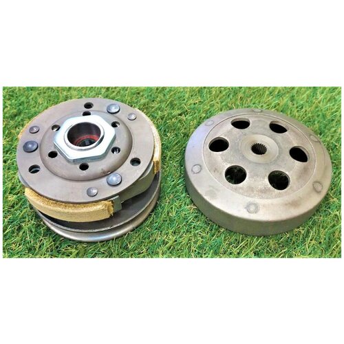 Вариатор задний (сцепление центробежное) для скутера Honda 50см3 (малый шкив)