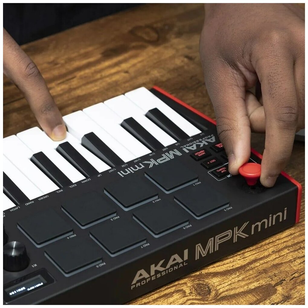 MIDI-клавиатура AKAI MPK Mini MKIII черный/красный - фотография № 13