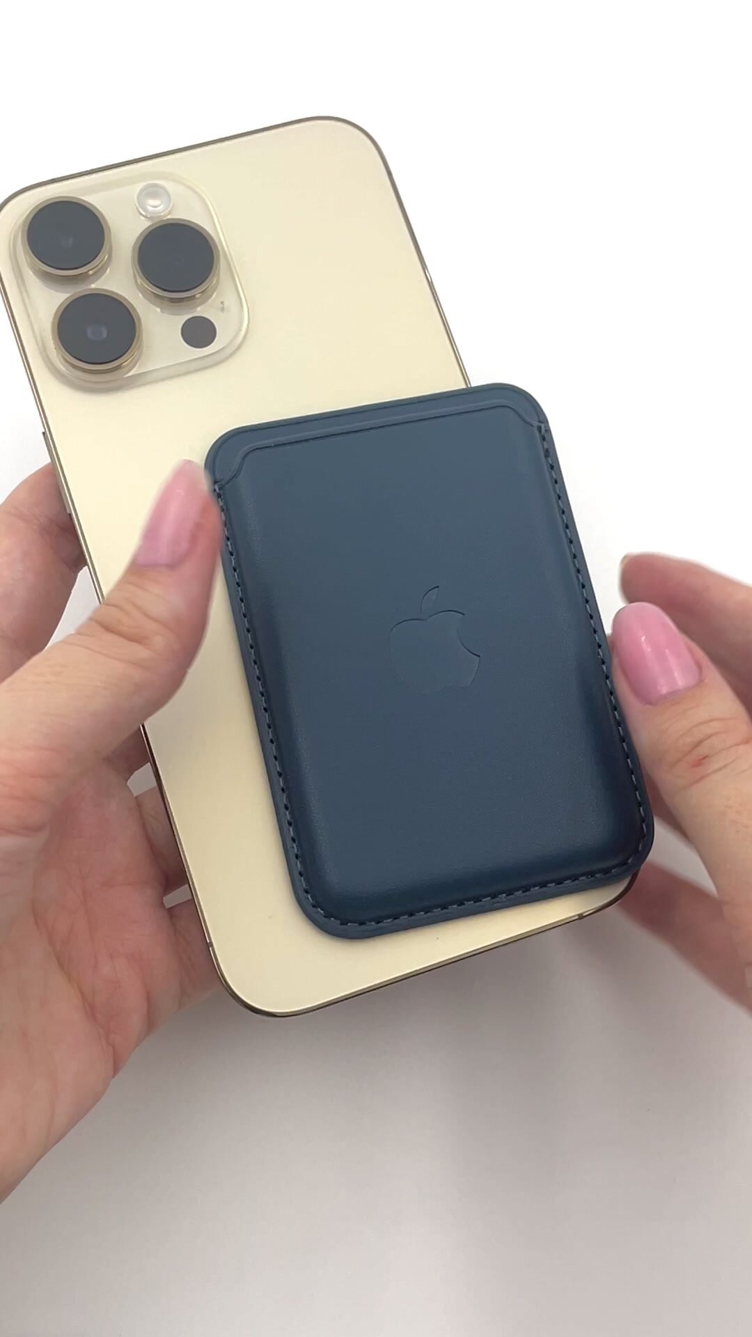 Картхолдер Wallet Navy Blue Кожаный чехол-бумажник MagSafe для iPhone, Балтийский-Синий — фото 1